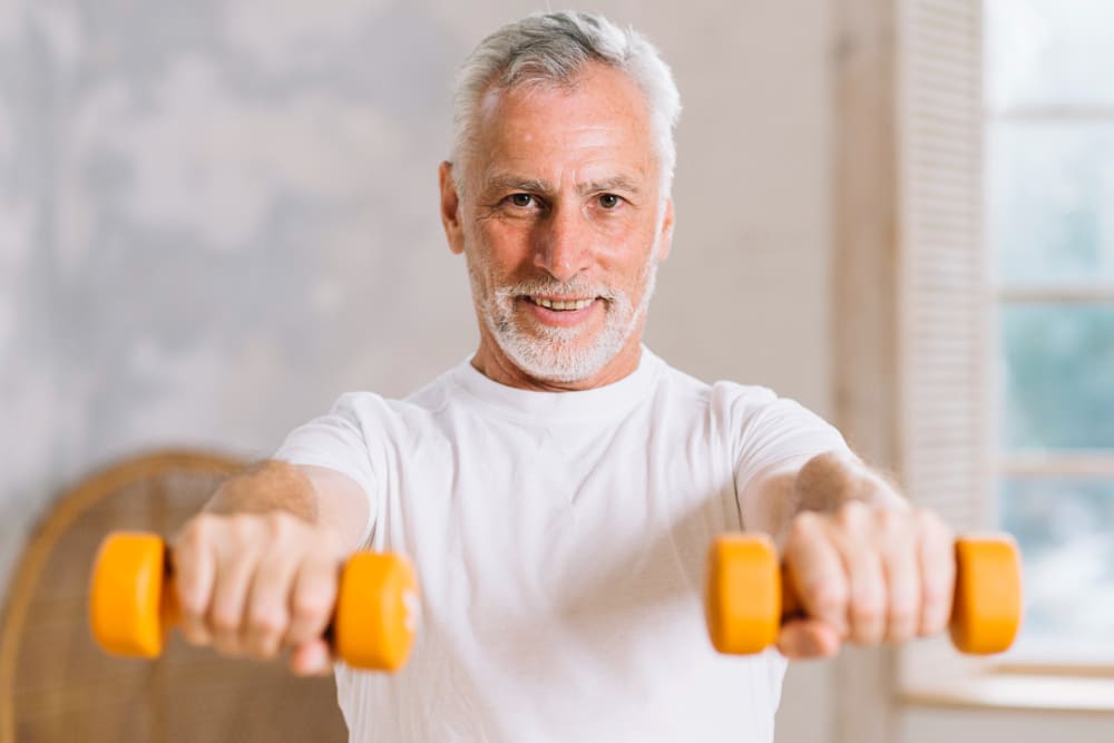 Ser mayor y apuntarse al gimnasio.